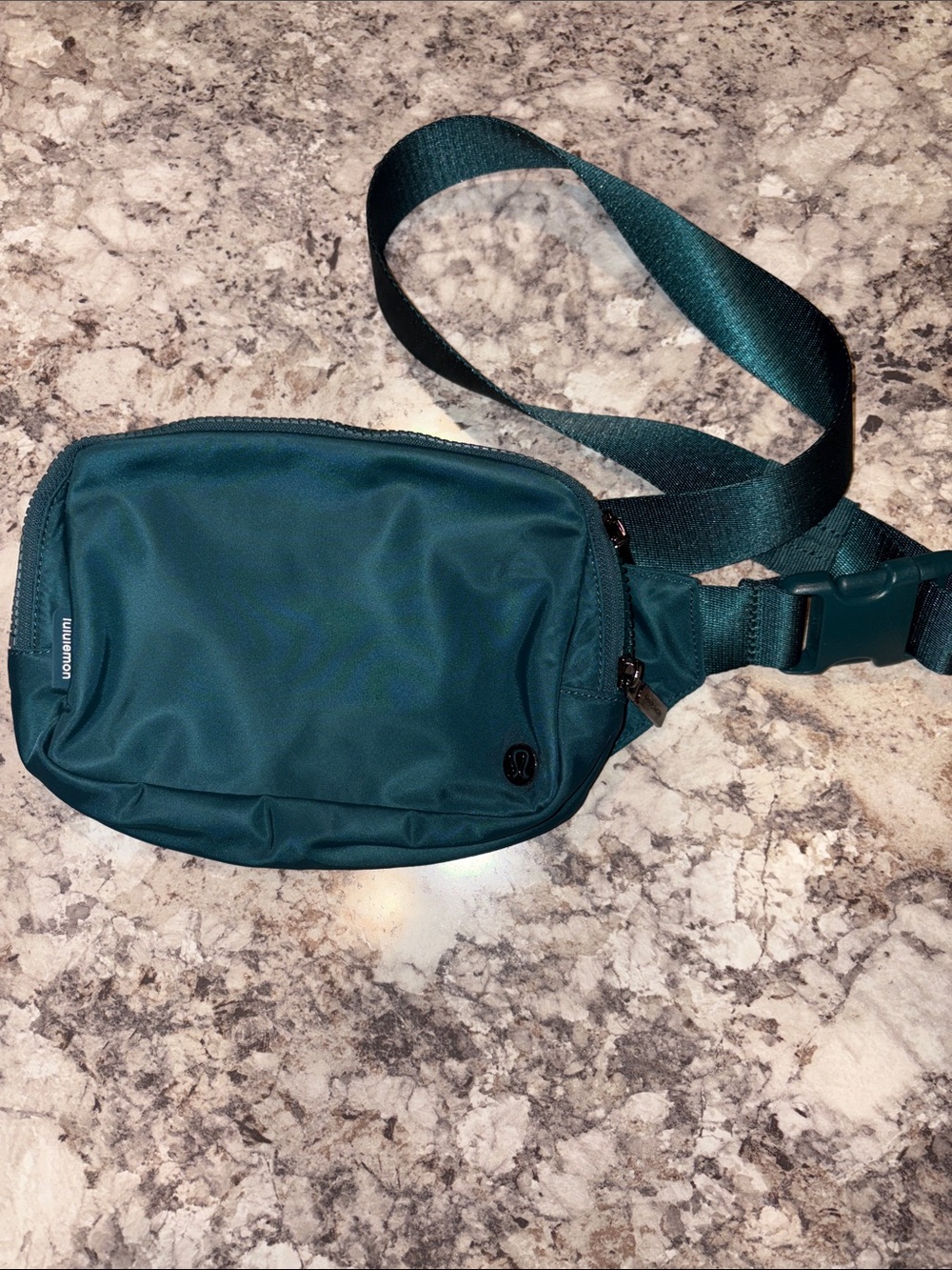 Lululemon athletic large belt bag